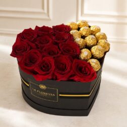 Caja Corazón Rosas & Ferreros Rocher - Florería La Floresta, Los Ángeles Chile